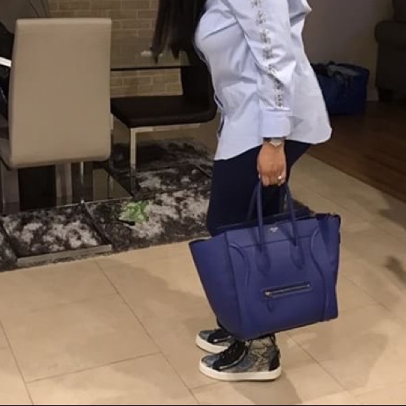 100% Authentic Céline Bag regular size! Luggage - Picture 8 of 14